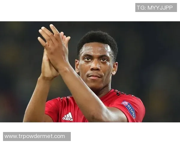 英超周强专访揭秘篮球生涯背后的奋斗与荣耀 英超周强专访揭秘篮球生涯背后的奋斗与荣耀