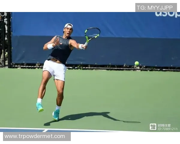 英超明星黄磊亲述网球技巧与心得分享之旅