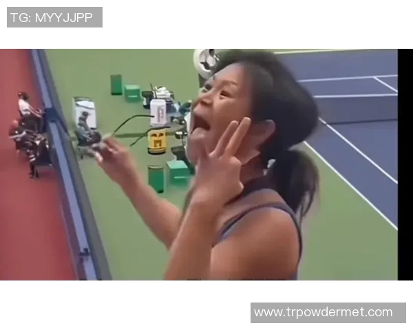 上海网球队比赛经验引发热议球迷对表现与战术提出不同看法